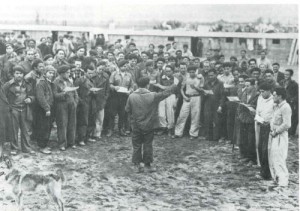 MOULINIE, Véronique, La Retirada : Mots Et Images D’un Exode, Carcassonne, éditions Garae Hésiode, 2009, p. 98.