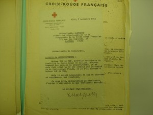 Ici, on peut lire une correspondance entre les unités locales de Castres et d’Albi au sujet de documents administratifs