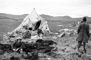 L'ambulance anglaise après le bombardement italien du 4 mars 1936 près de Kworam.